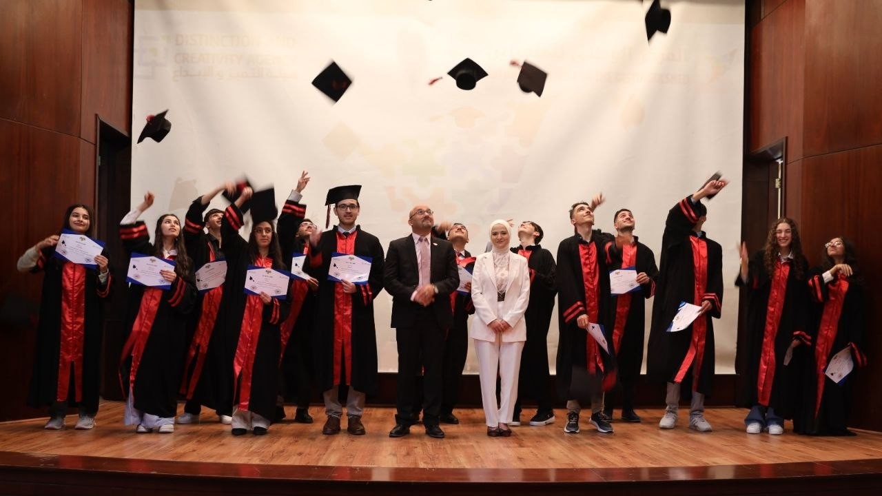  المركز الوطني للمتميزين يحتفل بتخريج الدفعة الخامسة عشرة من طلابه  